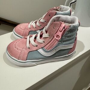 Kids High-Top Sneakers - Pink and grey - Vans